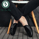 Specht 2025 Frühlings- und Herbst neue Bohnenhundschuhe Herrenlederschuhe koreanische Fahrschuhe Lazy Schuhe Soziale trendige Gelegenheitsschuhe für Männerschuhe schwarz 9880 39