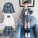 Ultraman Kinderkleidung Girls Anzug Herbst Kleidung College Style Casual 2025 New Little Girl Shirt Children's Short Rock Jacke drei Stücke Heißverkäufe karierte Jacke 100 Höhe 90-100 cm Alter 3-4 Jahre alt