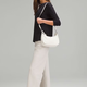 lululemonadableable3l Logo Reißverschluss Öffnung und Schließung recycelter Nylon-Hand-Cross-Body