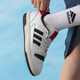 Zapatos y zapatos para mujeres adidas 25 summer break nuevo comienzo de zapatillas de zapatillas livianas zapatos de desgaste-bajo resistente zapatos casuales de moda kk1283/blanco/negro/rojo 36