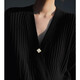 Quamer7do mini broche en forme de mère exquise pour le décolleté des femmes Bouton anti-exposé à collier de collier de collier Pin Cardigan Fixation des accessoires en forme de mère étoile
