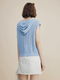 Famanxuan (Famanxuan) Blue Sweater de chaleco sin mangas con capucha para mujeres 2025 Summer Nueva pieza de perlas en plurillo Hollow Top Top Night Star Palabra todo tamaños