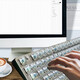 Logitech 845 wired transparent mechanical keyboard office game e-sports backlit high-value male and female green tea red scroll Frost blue red scroll
