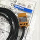 Omron square proximity switch TL-Q5MB1-Z Q5MD1 Q5MC2-Z sensor TL-Q5MB1-Z (three-wire PNP normally open)