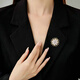 Core luxury daisy flower brooch for women high-end fashion exquisite small corsage temperament pin buckle anti-exposure button shirt accessories daisy brooch