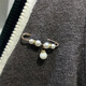 Kalevin trousers waistband changed to small pins to tighten the waist artifact brooch women's pins to fix clothing accessories anti-exposure buckle skirt adjustment buckle 2 pieces of white pearls + small pins