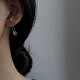 Liuwans kommen in die USA und Korea S925 Tremella-Nadel-Büroklammelohrringe für Frauen Einfache und modische Nadel Ohrringe kalte Windohrschnalle Ohr ED1049-2 kleines Schwarz