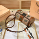 I.t Dankles Hong Kong Brand Geuthesine Leather Women's Bag 2025 Nouvelle niche Boucle de serrure imprimée sac cylindrique Sac à épaule large Sac à corps croisé à un épaule Couleur Khaki (coffret cadeau Counter Box Set)