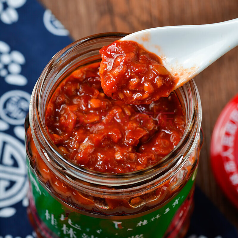 桂林辣椒酱215g*3瓶桂林特产桂林风味辣椒酱辣酱下饭菜拌饭酱风味酱香