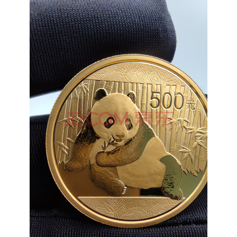 标的七十八	2015年熊猫纪念金币 500元