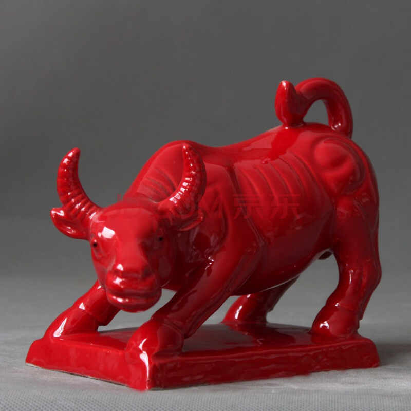华尔街牛摆件陶瓷工艺品装饰黄牛红牛唐三彩风水生肖牛送礼 大号红色