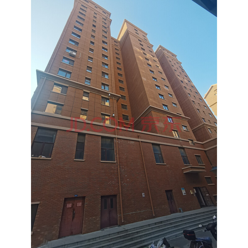 锦州市太和区南庄里南郡天下御园小区4号楼13层65号住宅
