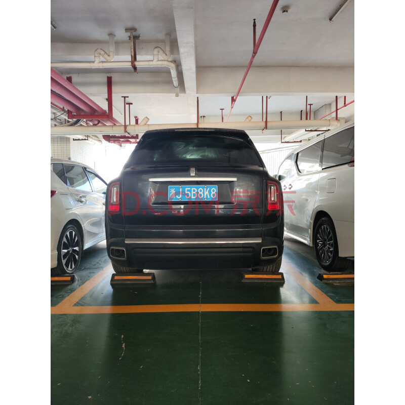劳斯莱斯牌SCA689XO 库里南2018款4座版轿车一辆
