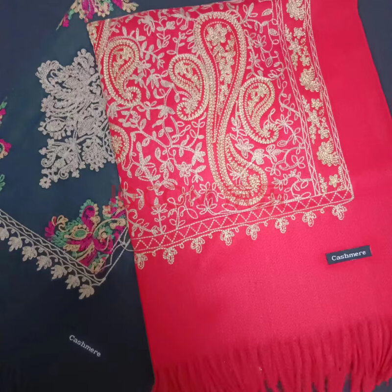 标的 31-3： 尼泊尔Cashmere羊绒围巾2条，尺寸：180*67cm