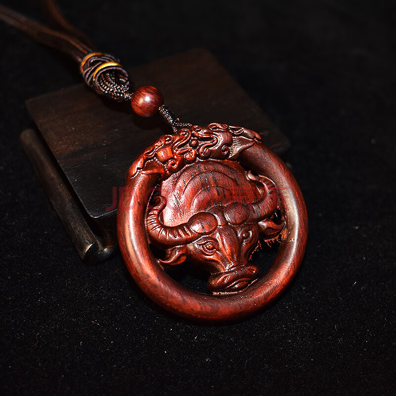 玉随乐小叶紫檀木牛气冲天吊坠本命年属牛吉祥物挂件男女款扭转乾坤