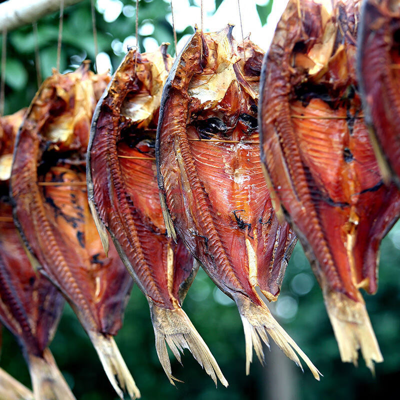 腊鱼湖南特产腊鱼干腊草鱼农家自制烟熏腊鱼腌鱼块咸鱼风干淡水鱼 整