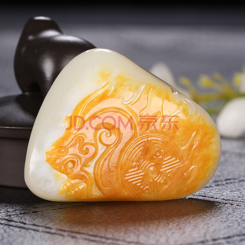 苏州名家刘程大师作品 和田玉白玉籽料 洒金皮 必定成龙 挂件 31克