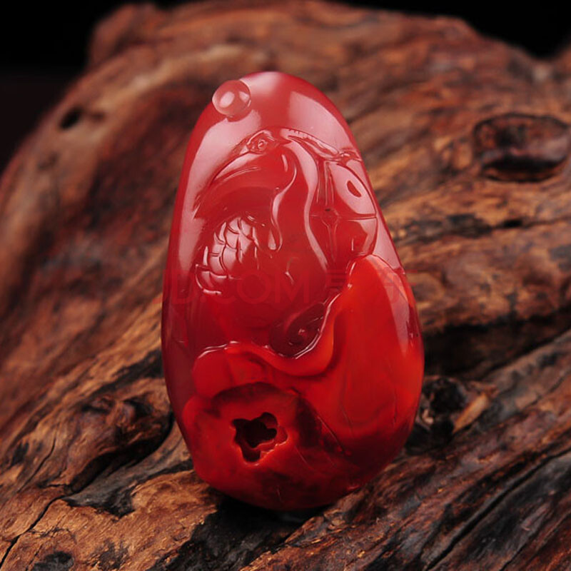 81g 南红玛瑙仙鹤挂件