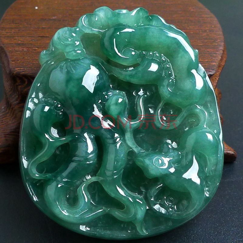 a货翡翠满色长生牌吊坠:40.00g