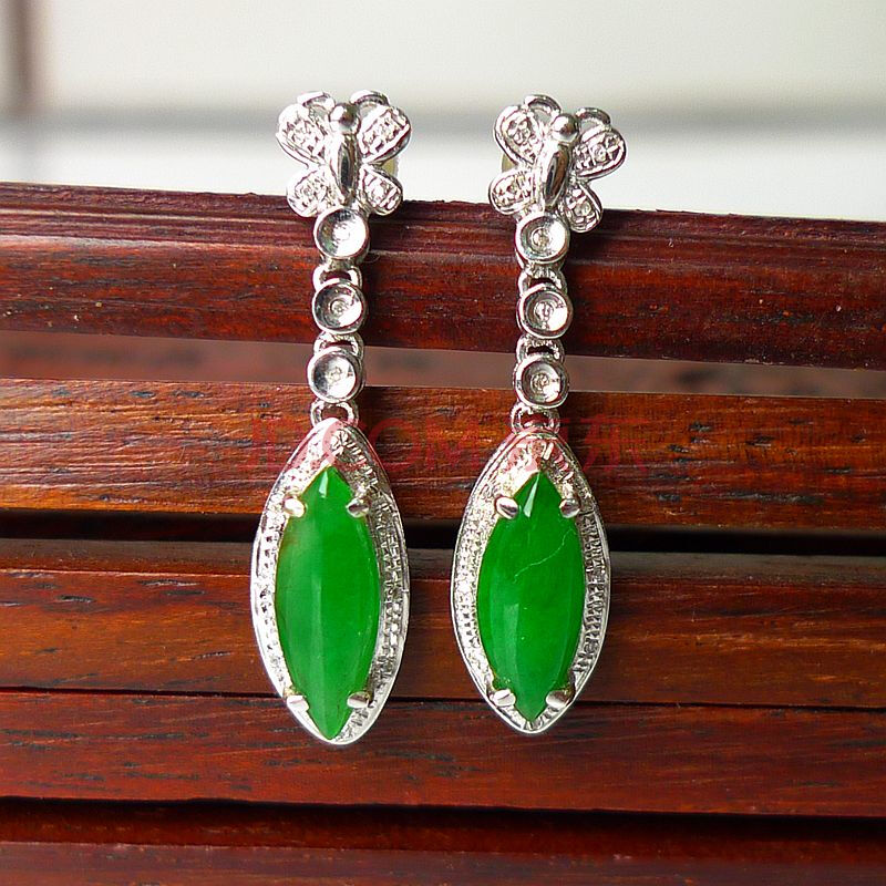 满绿马眼一对镶18k白金耳环 2.60g 玉金世家翡翠珠宝