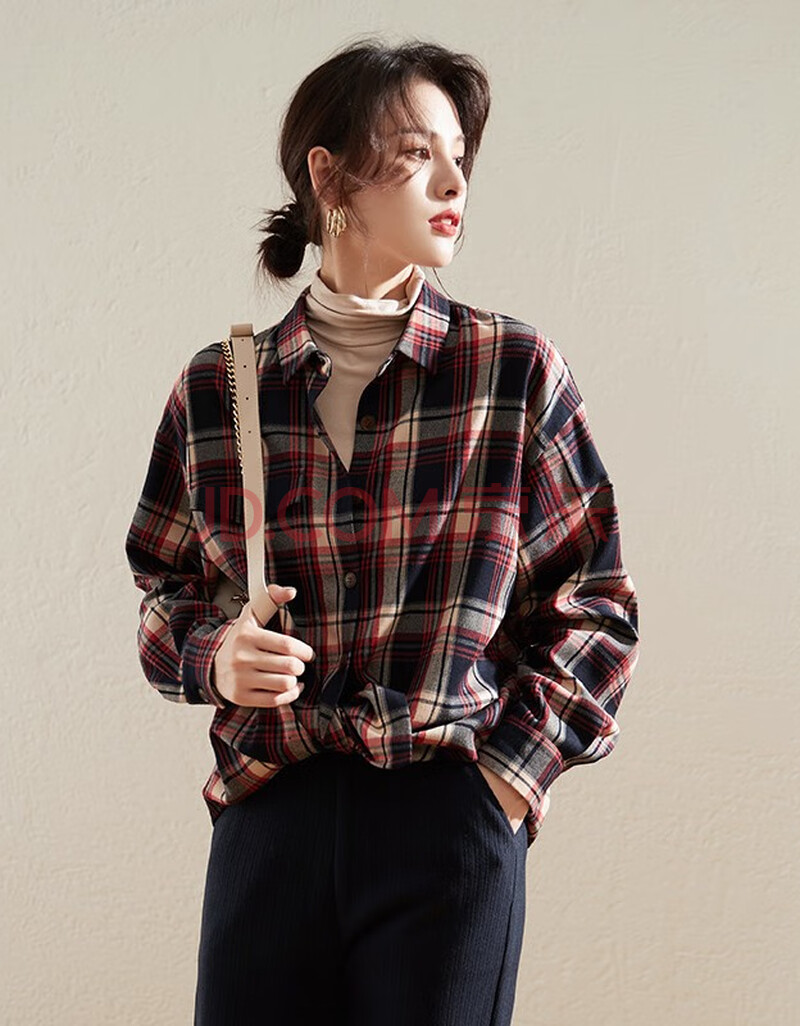索菲丝尔2020秋冬新品显瘦时尚女格子长袖翻领衬衫上衣潮女士上衣