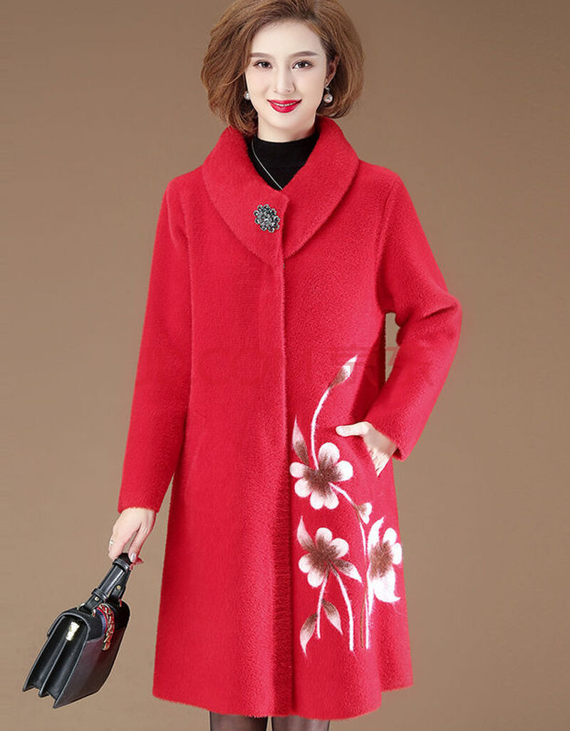 高端轻奢喜婆婆秋装绒外套2020新款婚礼妈妈秋冬大衣中年妇女红色上衣
