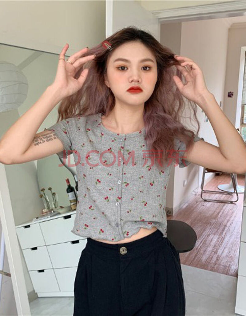 今年夏季2021年新款短袖木耳边修身开衫短款t恤女装复古短装上衣ins潮