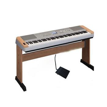 yamaha雅马哈电钢琴dgx640w 640c 插u盘 640c单踏板