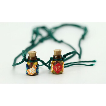 芳馨 软陶精油项链 装饰品 开运瓶/精油挂坠/瓶子项链/香水瓶 F84231
