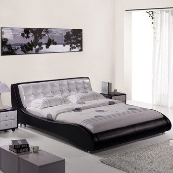 8米皮床 双人大床 婚床9897 真皮 1500*2000