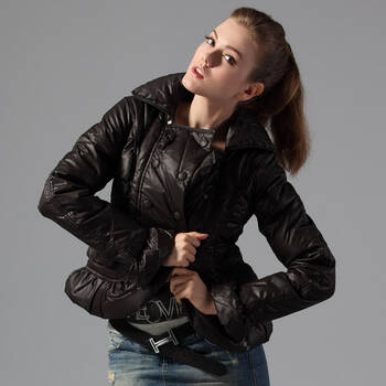 太阳谷 sunvalley 羽绒服时尚荷叶花边短款外套 女装 8018 黑色 l