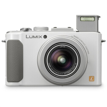 松下（Panasonic） DMC-LX7GK 数码相机 白色（1010万像素 3.0英寸液晶屏 3.8倍光学变焦 24mm广角）