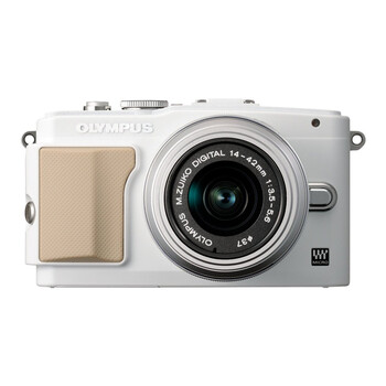 奥林巴斯（OLYMPUS） E-PL5 微型单电套机 （M.ZUIKO DIGITAL 14-42mm f/3.5-5.6 II R 镜头）(赠内存卡)白色