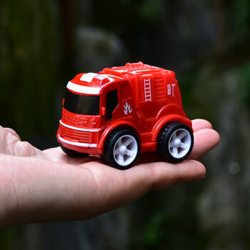 【保价618】迷你款q版消防车卡通合金惯性小汽车玩具车幼儿园套装环卫