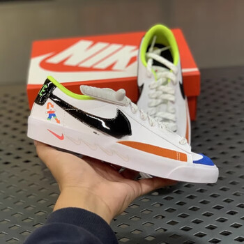 耐克(nike)女子blazer mid 77 开拓者低帮透气运动滑板鞋dv1747-101