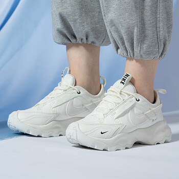 耐克nike女鞋老爹鞋2024春季新款tc7900运动鞋透气低帮休闲鞋 dd9682