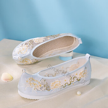 古风鞋子女凉鞋原创汉服鞋女夏季搭配古风翘头平底流苏珍珠古装绣花