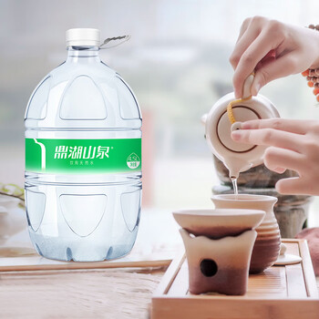 鼎湖山泉桶装水45升4桶天然饮用水pk矿泉水整箱45l4瓶