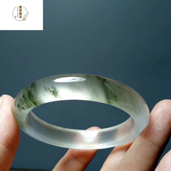 君呈 玉镯子手镯高冰种宝石光玉镯子玉手镯新疆玉手镯天山翠冰翠女款