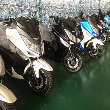 国四马杰斯特t3摩托车电喷踏板t8旅行大绵羊大船助力车150cc整车可