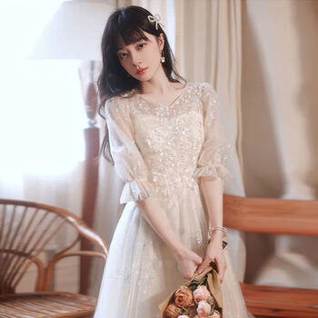 18嵗礼服 学生晚礼服2022仙气轻奢小众艺考成人礼服学生主持人连衣裙