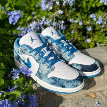 hot耐克女鞋nikeairjordan1lowaj1低幫水洗丹寧透氣輕便耐磨籃球鞋dm8