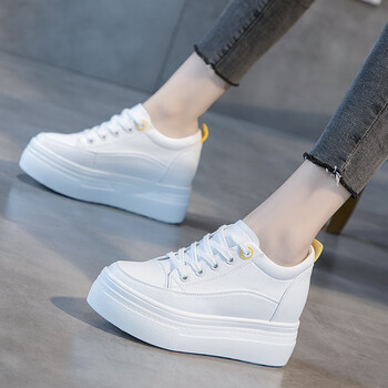 夏梵莱轻奢内增高小白鞋女春季新款百搭潮鞋牛皮厚底松糕休闲单鞋白色