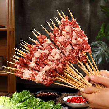 手工羊肉串半成品羊肉串羔羊肉串批发烧烤羊肉串户外羊肉烧烤 美味