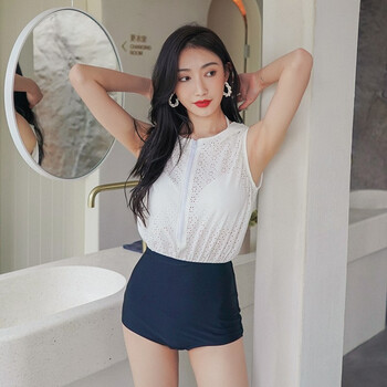 依莎韦尔泳衣女连体小平角ins风2021新款保守钢托聚拢温泉游泳装白色m