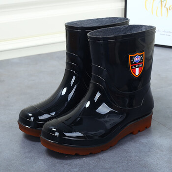 鞋靴>流行男鞋>雨鞋/雨靴>啄木鸟>啄木鸟春秋男雨鞋厨师厨房防水鞋