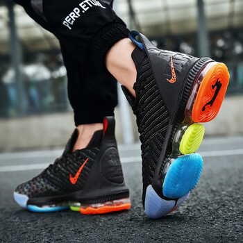 耐磨缓震青年球鞋 詹姆斯16 黑七彩 39码