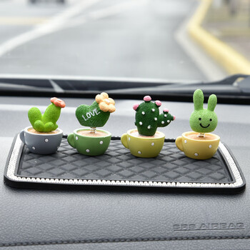创意汽车摆件个性车内装饰品女可爱车载中控台漂亮网红小植物摆件小号