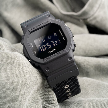 卡西欧(casio)gshock小方块手表男女学生方形运动电子表dw5600bb dw