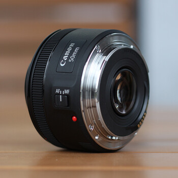 能人像镜头佳能ef 50mm f/1.8 stm单反相机镜头 50/1.